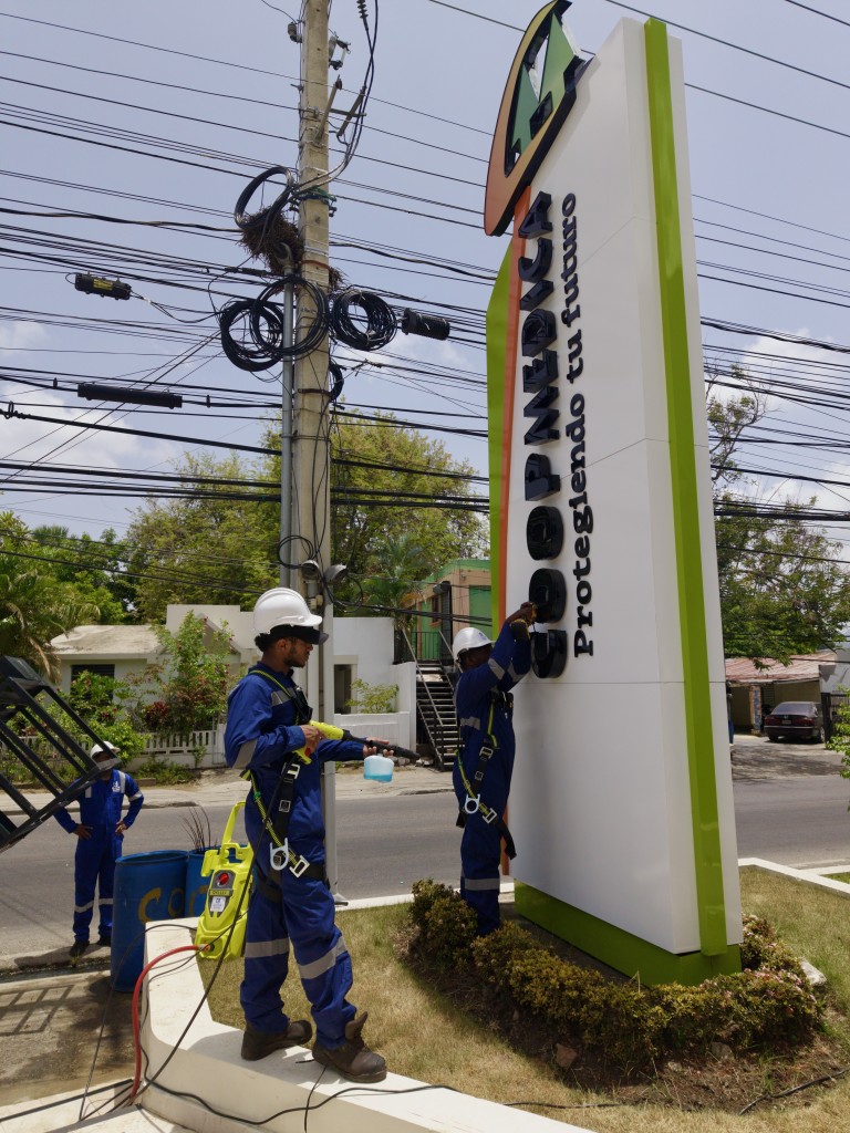 Clean Signs equipo